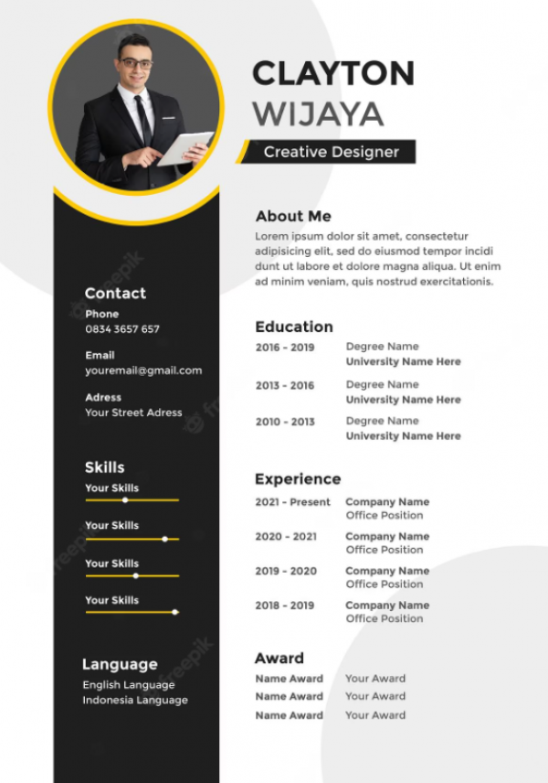 Desain CV Mewah